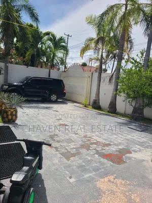 3bdrm House in Mikocheni for sale