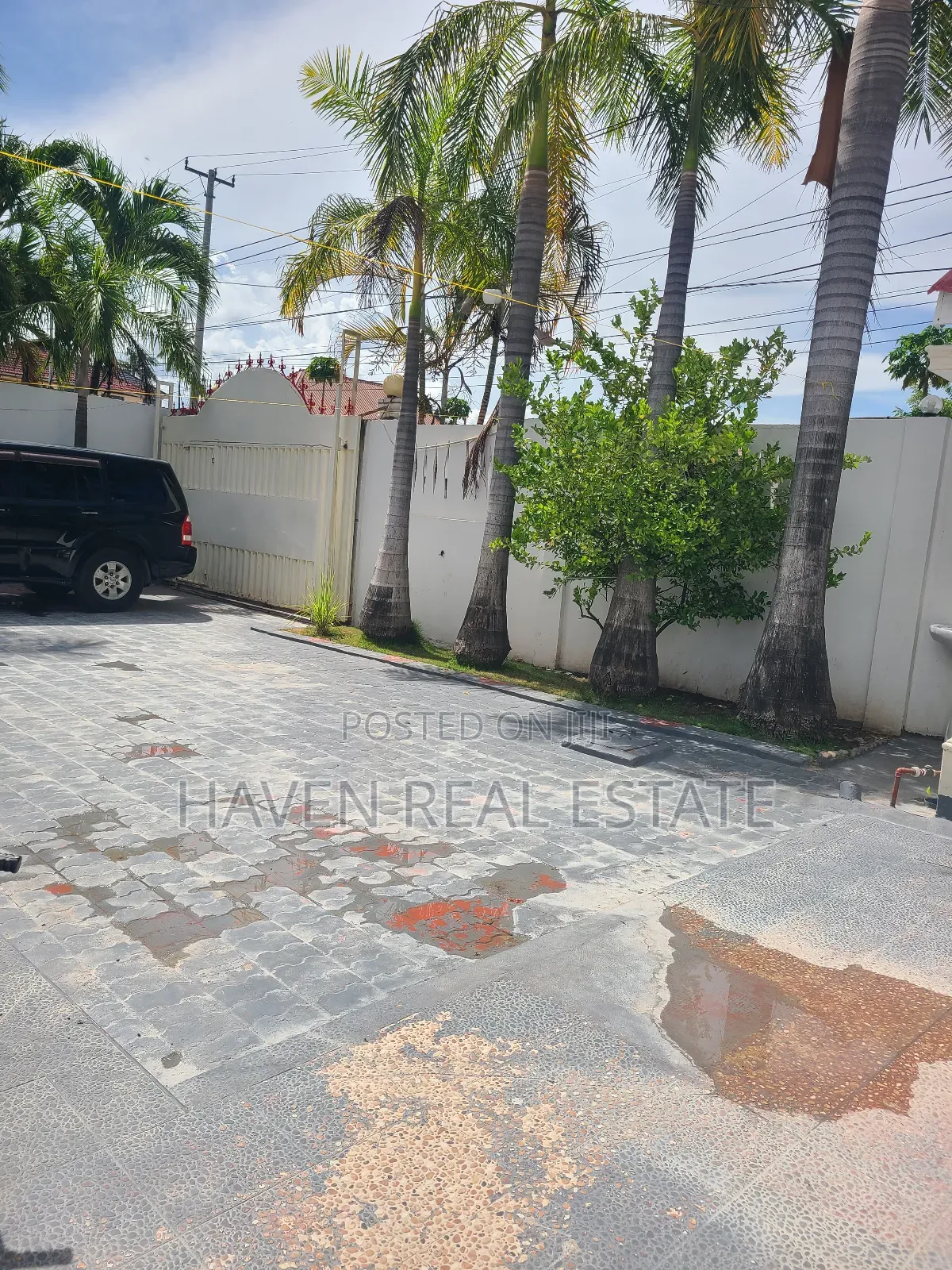 3bdrm House in Mikocheni for sale