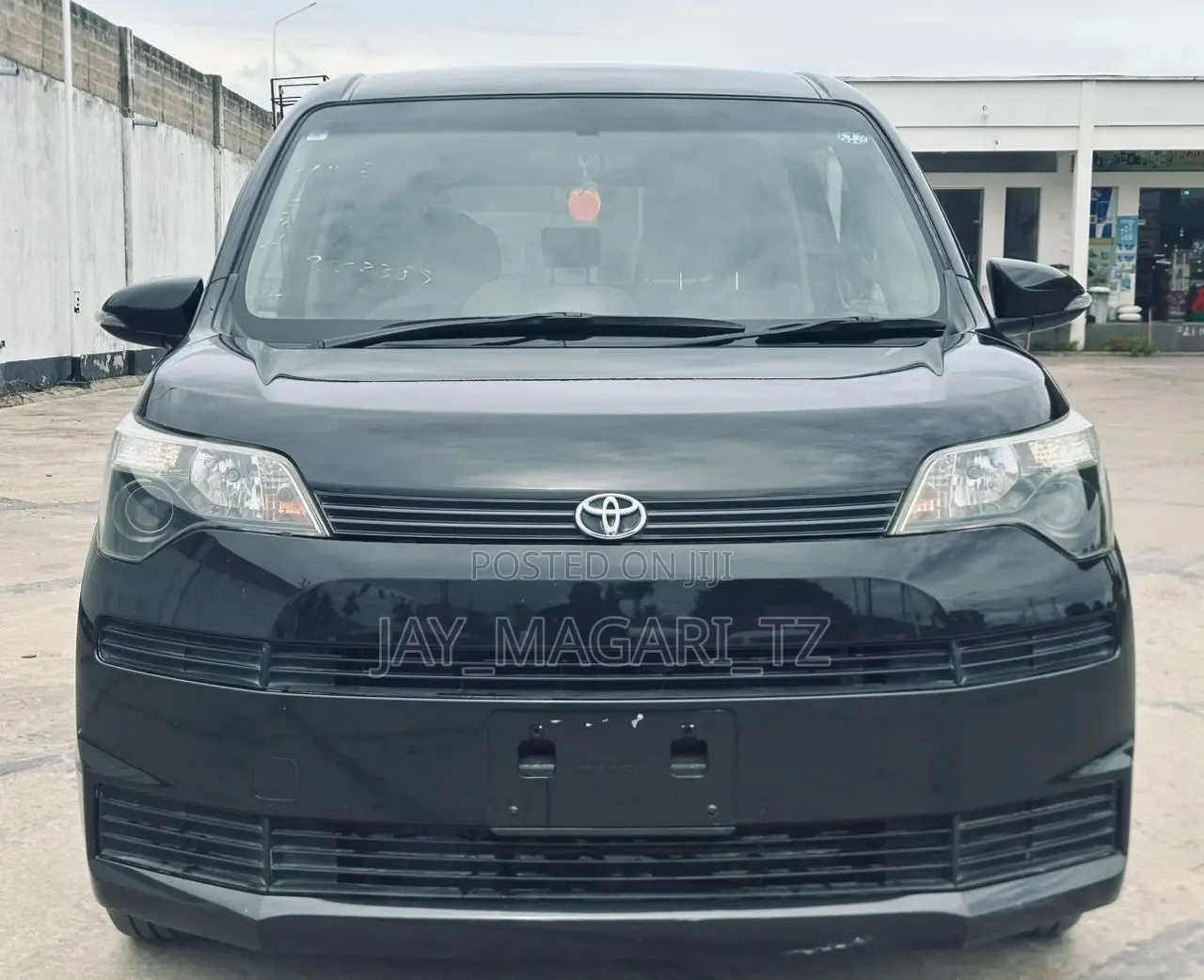 Toyota Spade 2014 Black