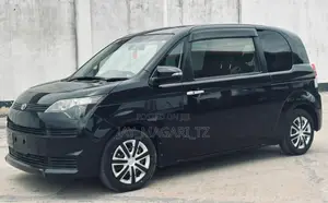 Toyota Spade 2014 Black