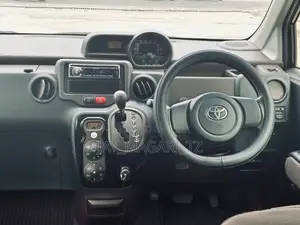 Toyota Spade 2014 Black