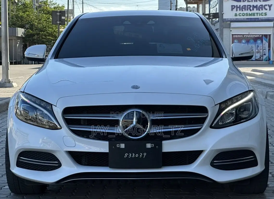 Mercedes-Benz C-Class 2015 White