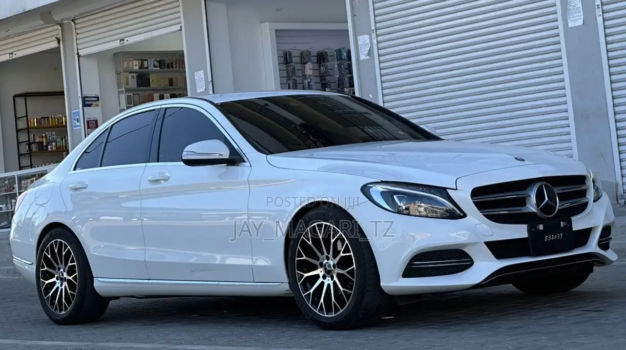 Mercedes-Benz C-Class 2015 White