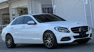 Mercedes-Benz C-Class 2015 White