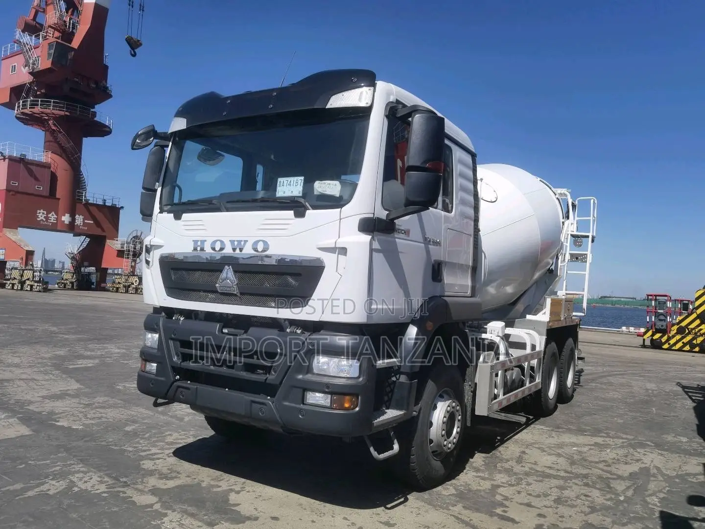 Howo Tx371 Concrete Mixer