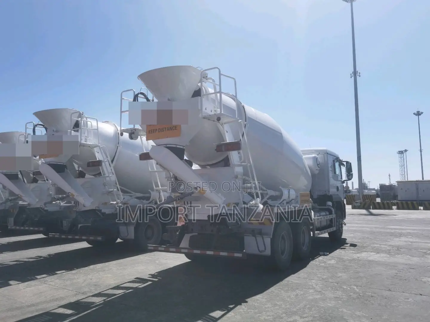 Howo Tx371 Concrete Mixer