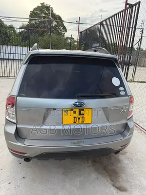 Subaru Forester 2011 Gray