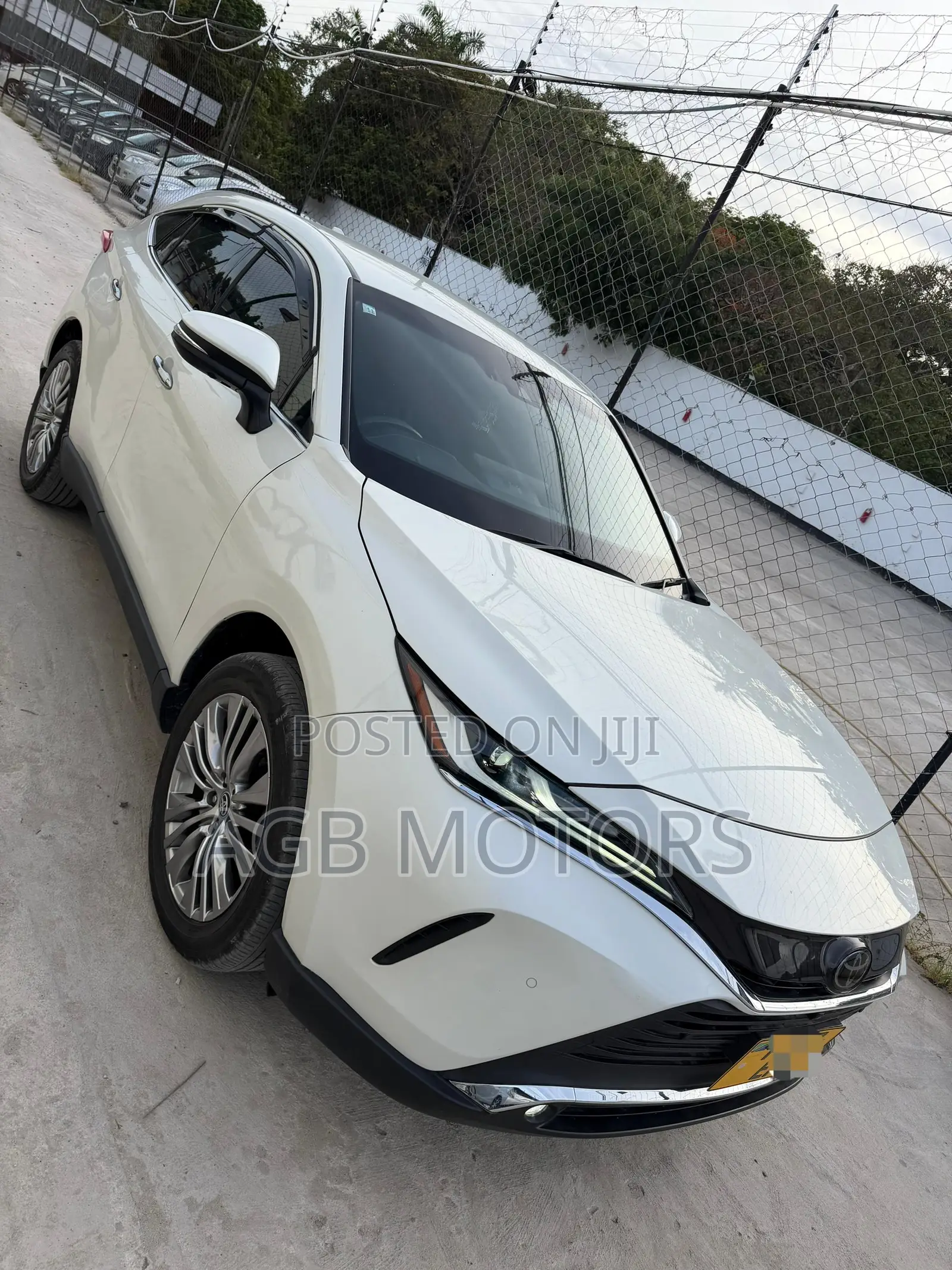 Toyota Harrier 2021 White