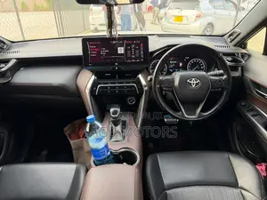 Toyota Harrier 2021 White