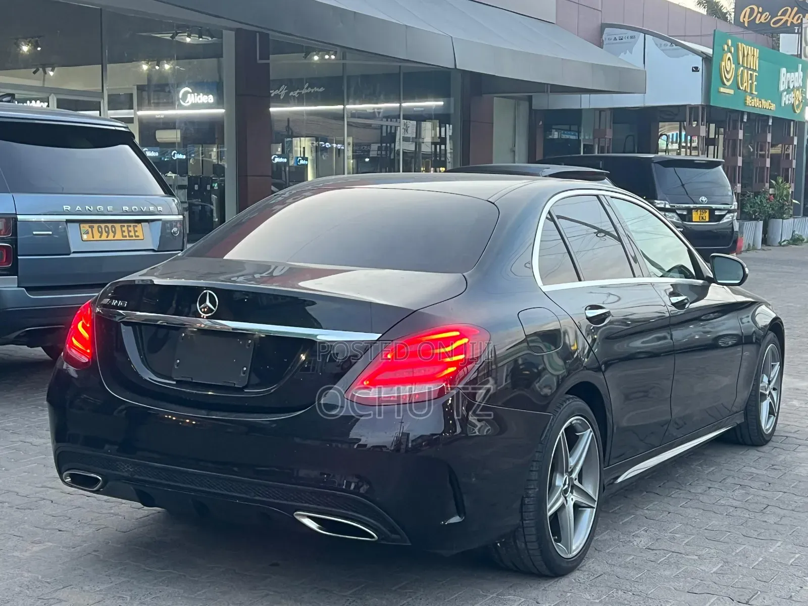 Mercedes-Benz C200 2015 Black