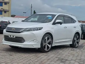 Toyota Harrier 2.5 Hybrid 4WD 2017 White