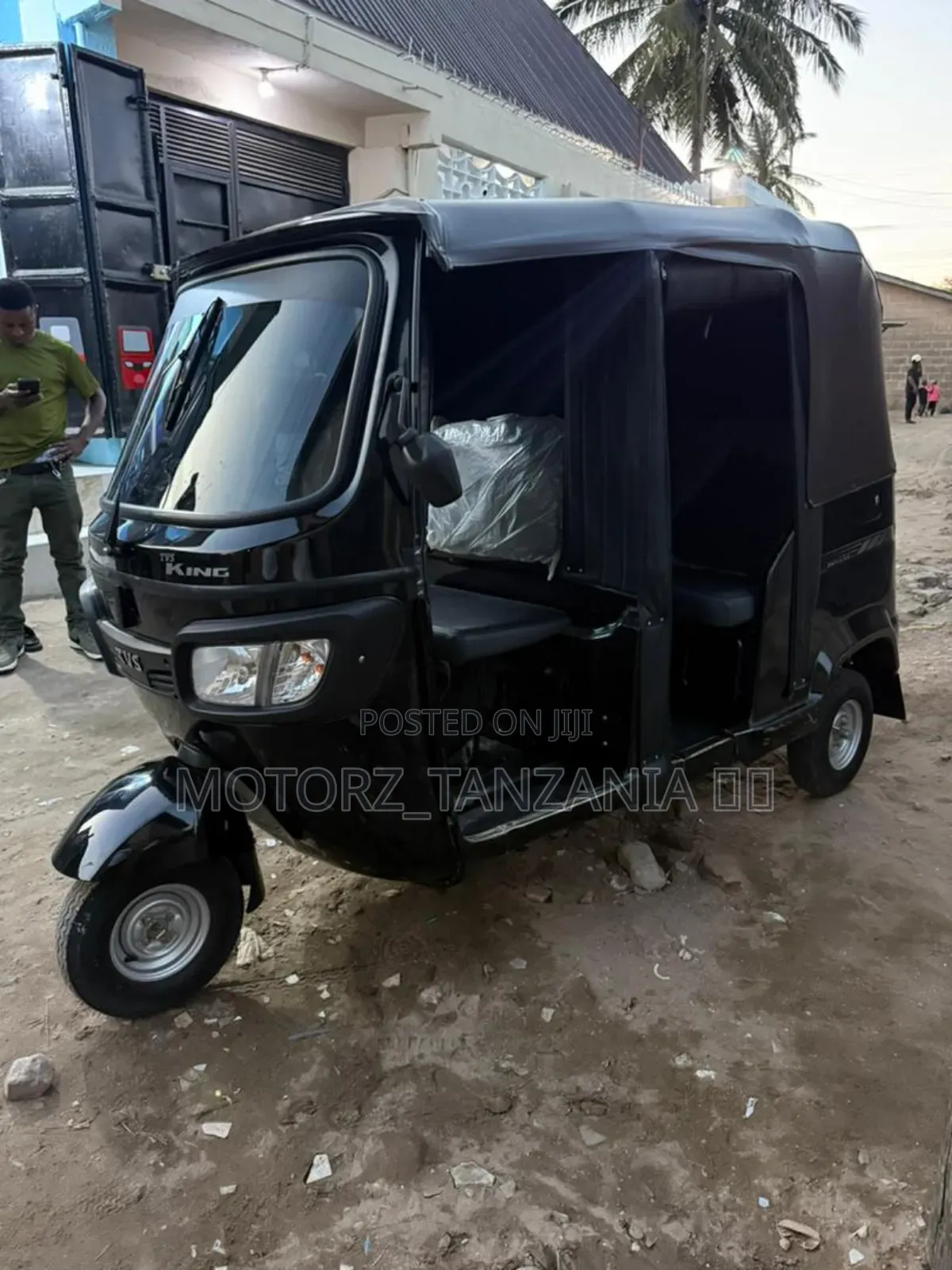 TVS King Deluxe Plus iTouch Start 2025 Black