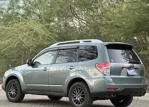 Subaru Forester 2010 Gray