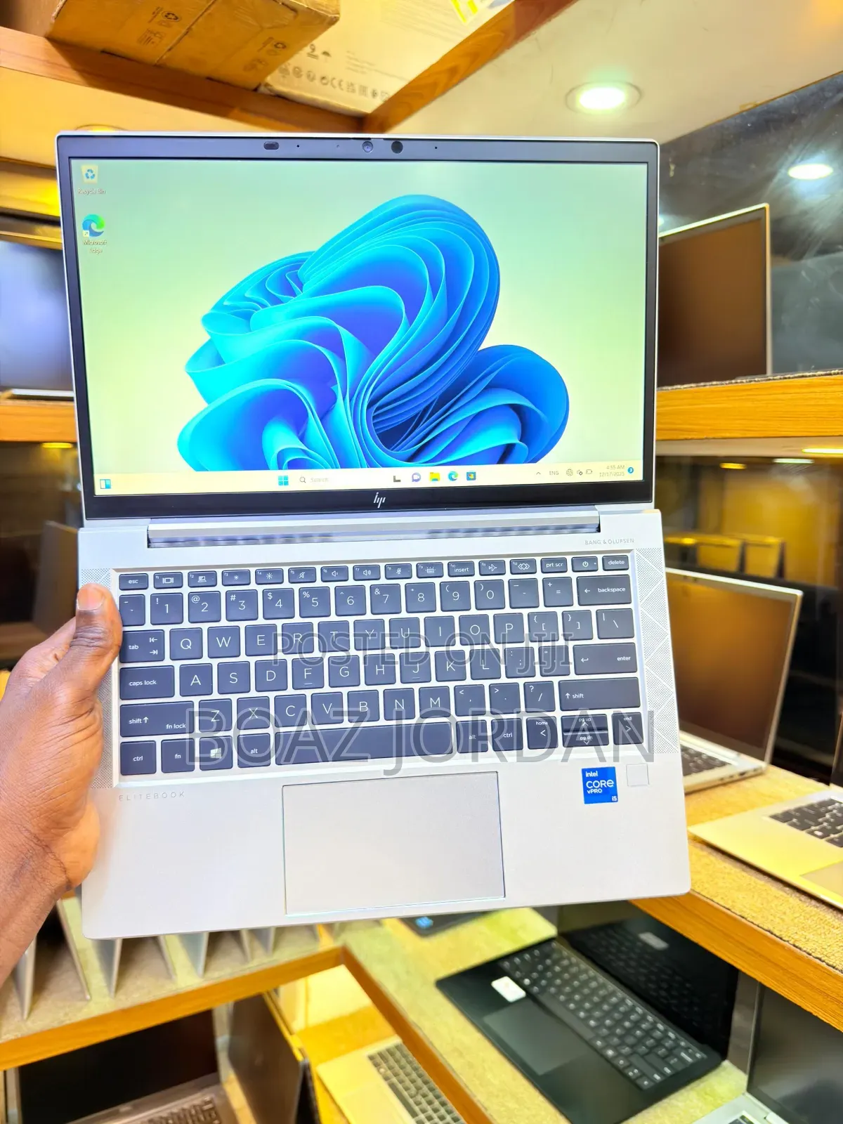 New Laptop HP EliteBook 830 G8 8GB Intel Core I5 SSD 256GB