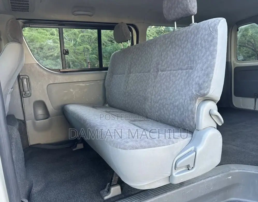 Toyota HiAce 2008 White