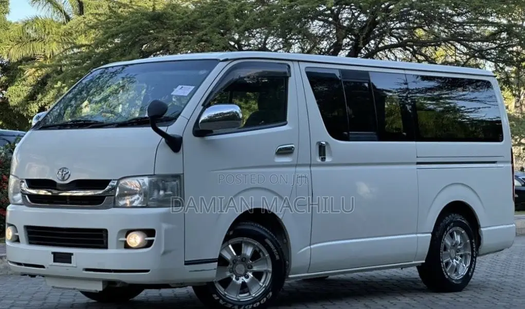 Toyota HiAce 2008 White