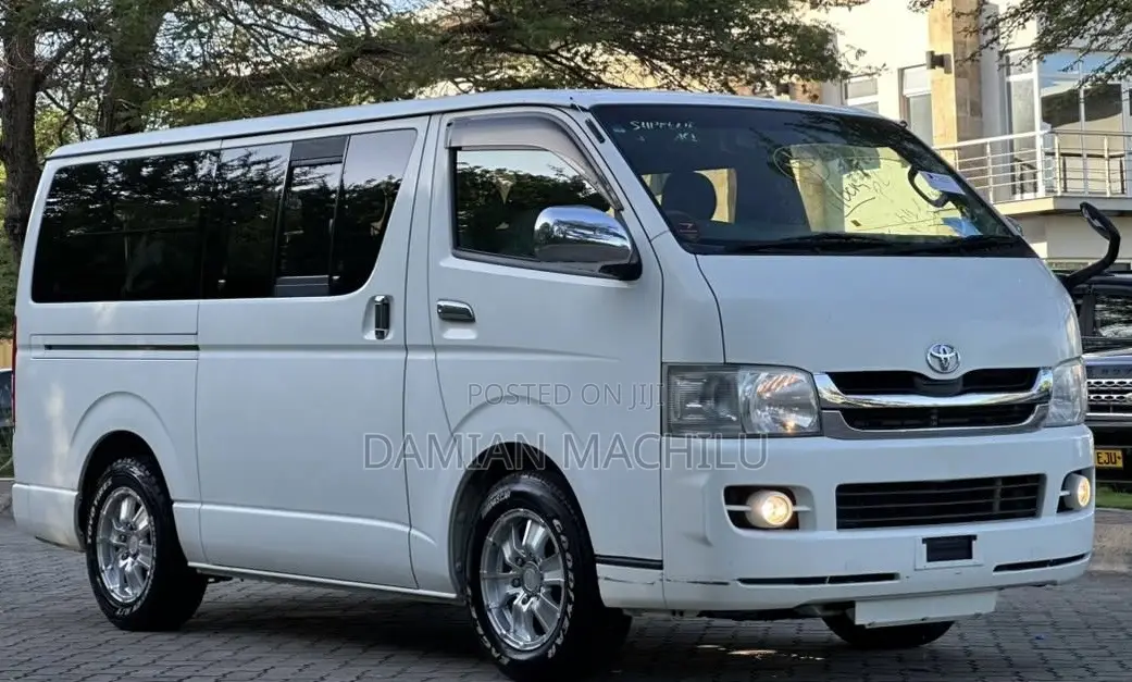 Toyota HiAce 2008 White