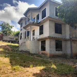 5bdrm House in Salasala, Kinondoni for sale