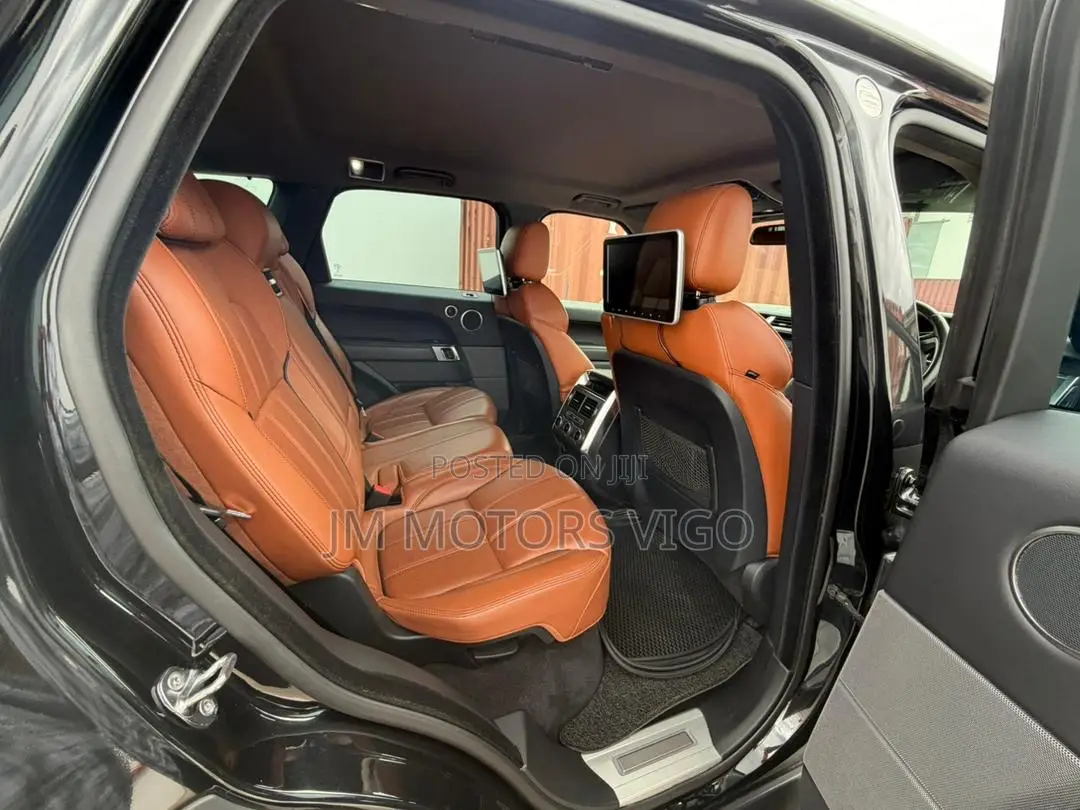 Land Rover Range Rover Sport HSE 4dr SUV 4WD (3.0L 6cyl S/C 8A) 2015