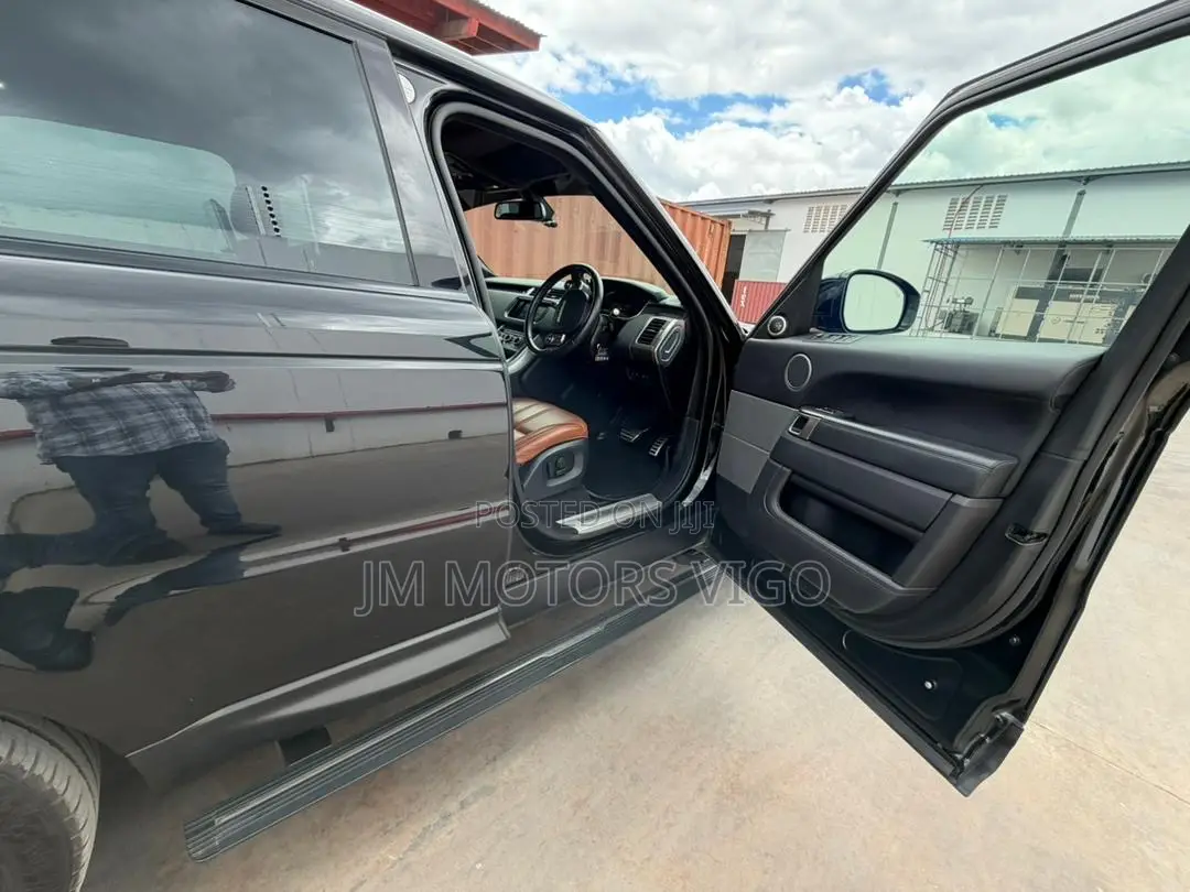 Land Rover Range Rover Sport HSE 4dr SUV 4WD (3.0L 6cyl S/C 8A) 2015