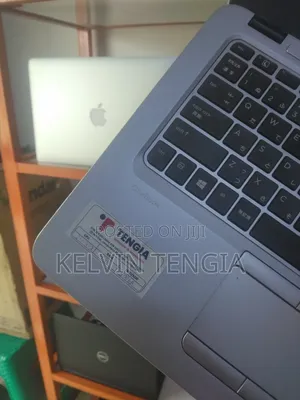 Laptop HP EliteBook 820 G3 4GB AMD A10 HDD 500GB