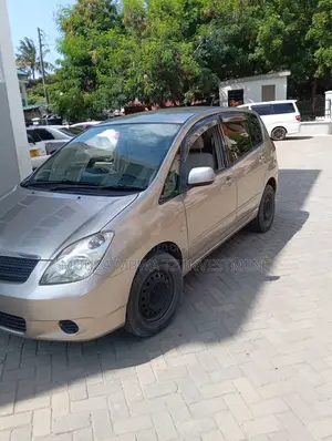 Toyota Corolla Spacio 2006 Beige