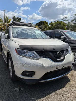 Nissan X-Trail 2.0 Petrol AWD 2015 White