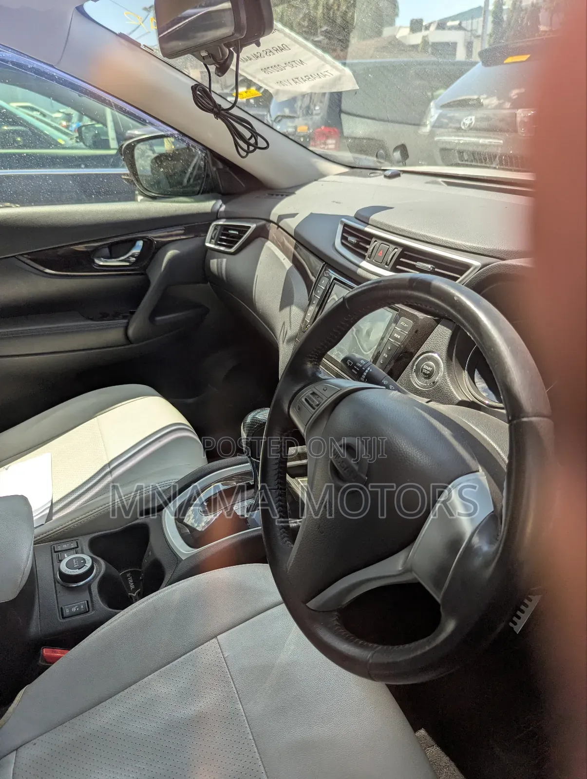Nissan X-Trail 2.0 Petrol AWD 2015 White
