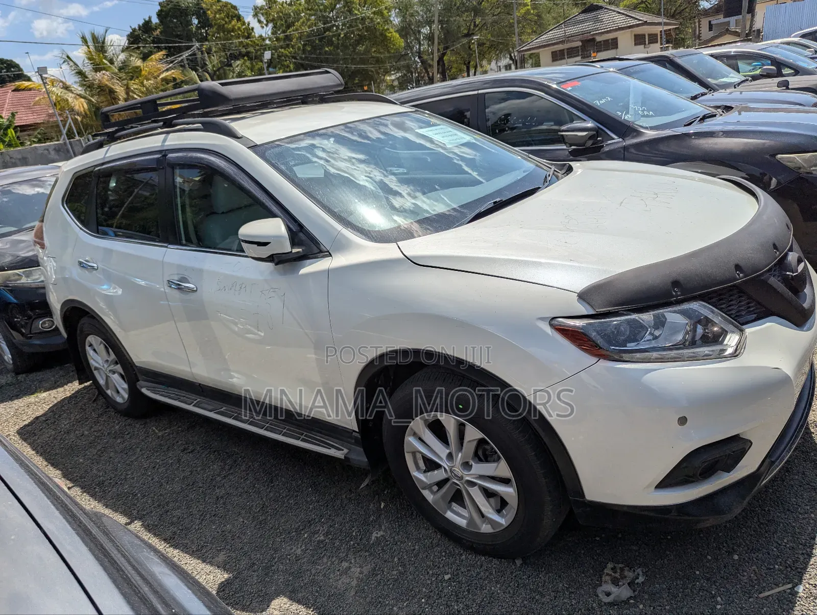 Nissan X-Trail 2.0 Petrol AWD 2015 White