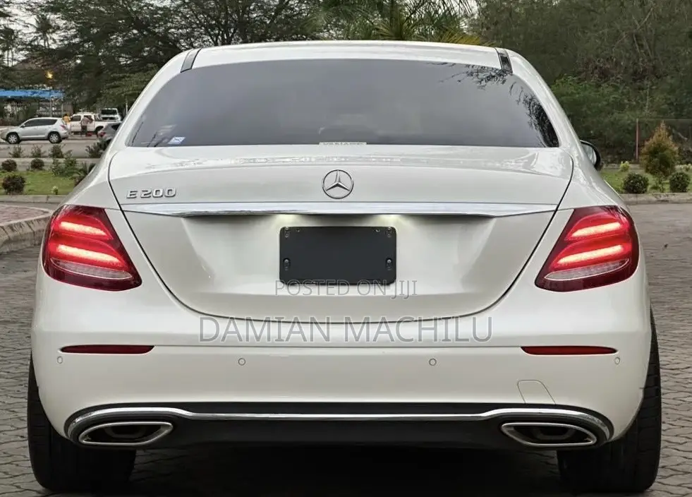 Mercedes-Benz E200 2016 White