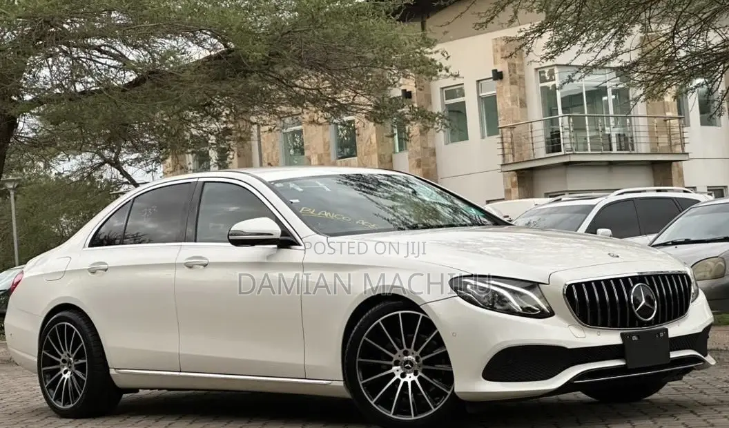 Mercedes-Benz E200 2016 White