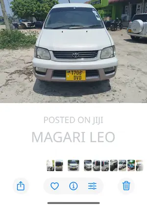 Toyota Noah 2003 Pearl