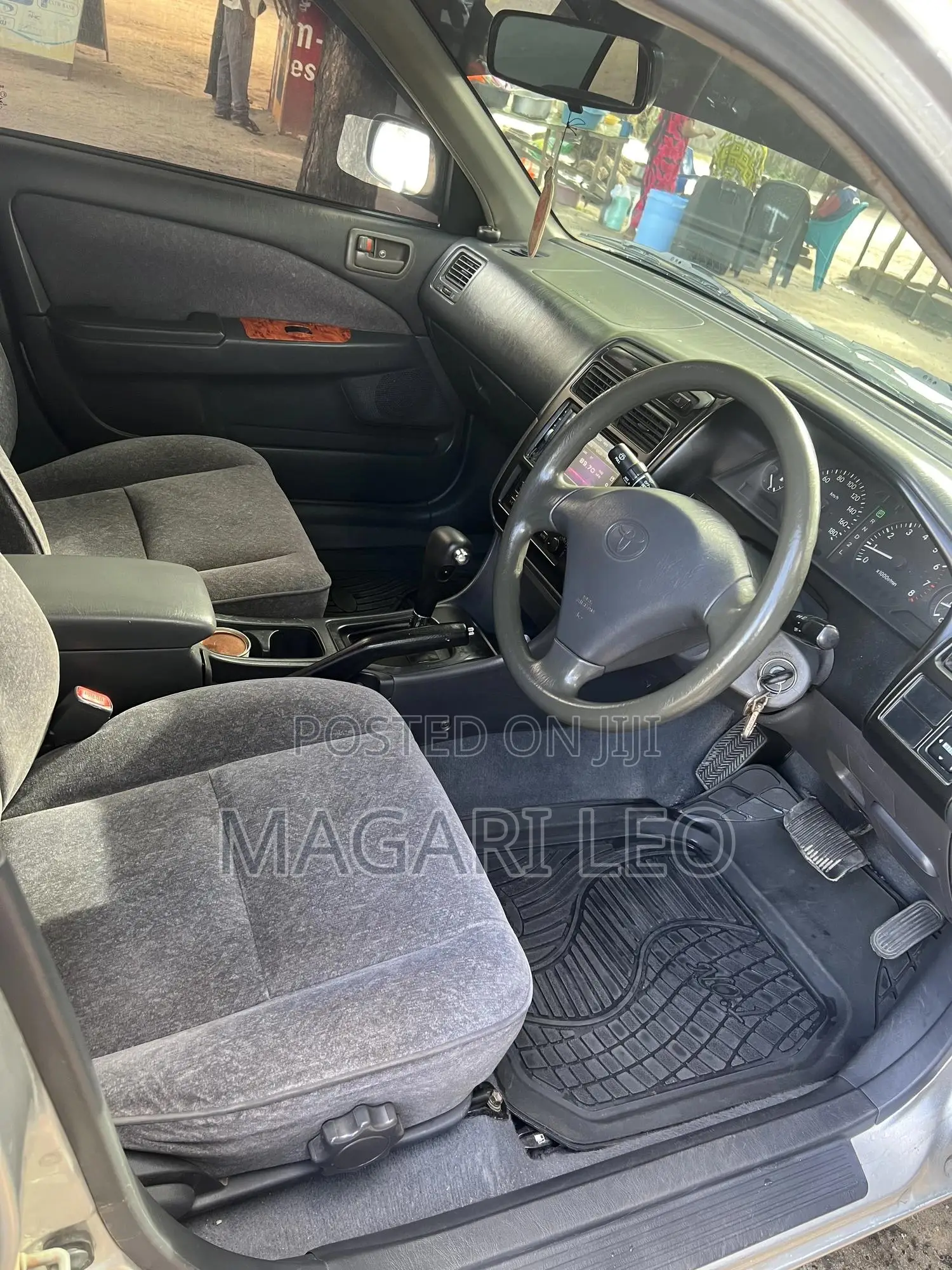 Toyota Carina 2001 Silver