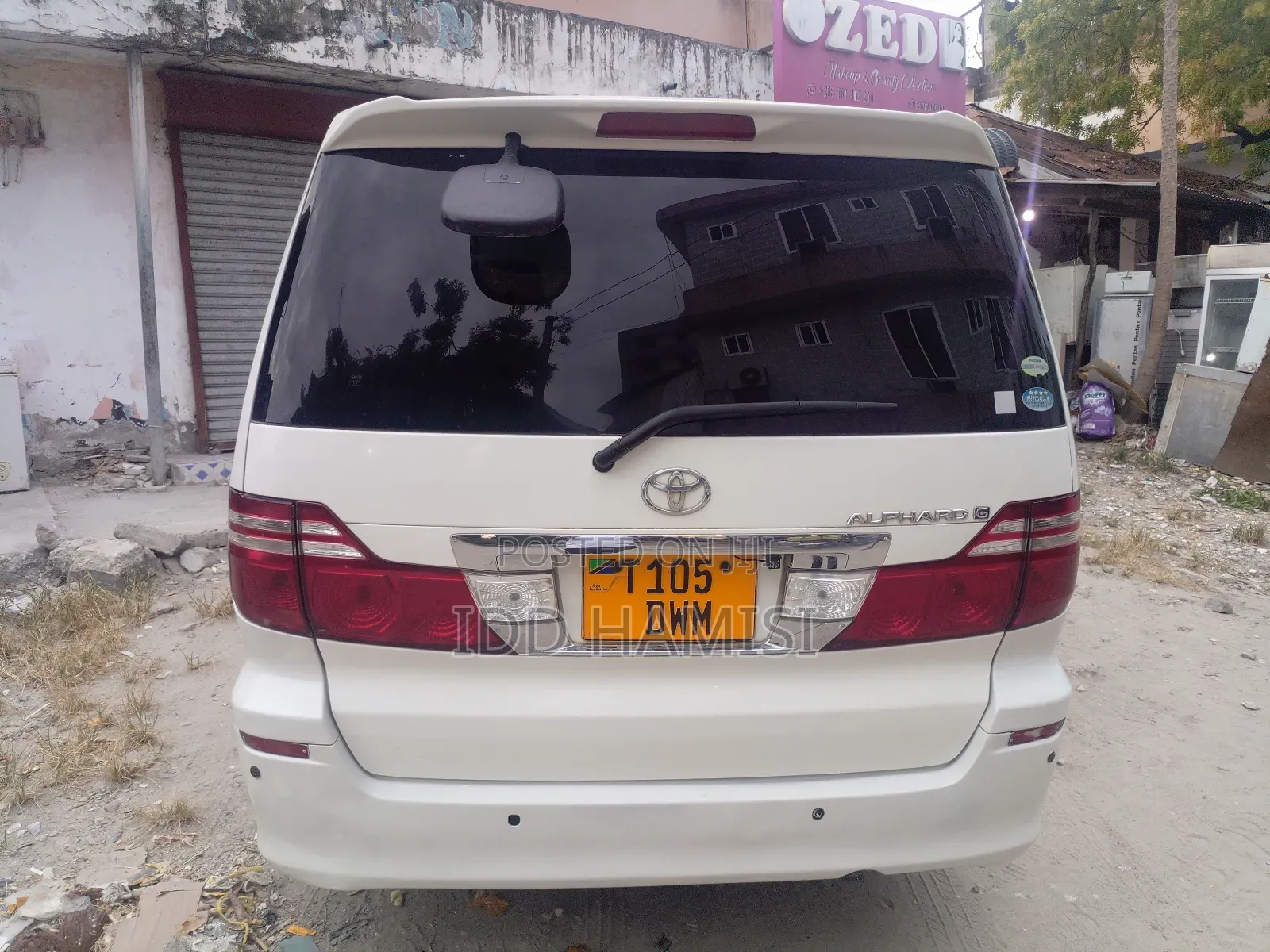 Toyota Alphard 2006 White