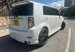 Toyota Corolla Rumion 2010 White