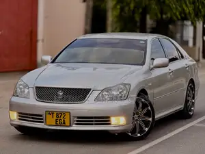 Toyota Crown Royale 2005 Silver