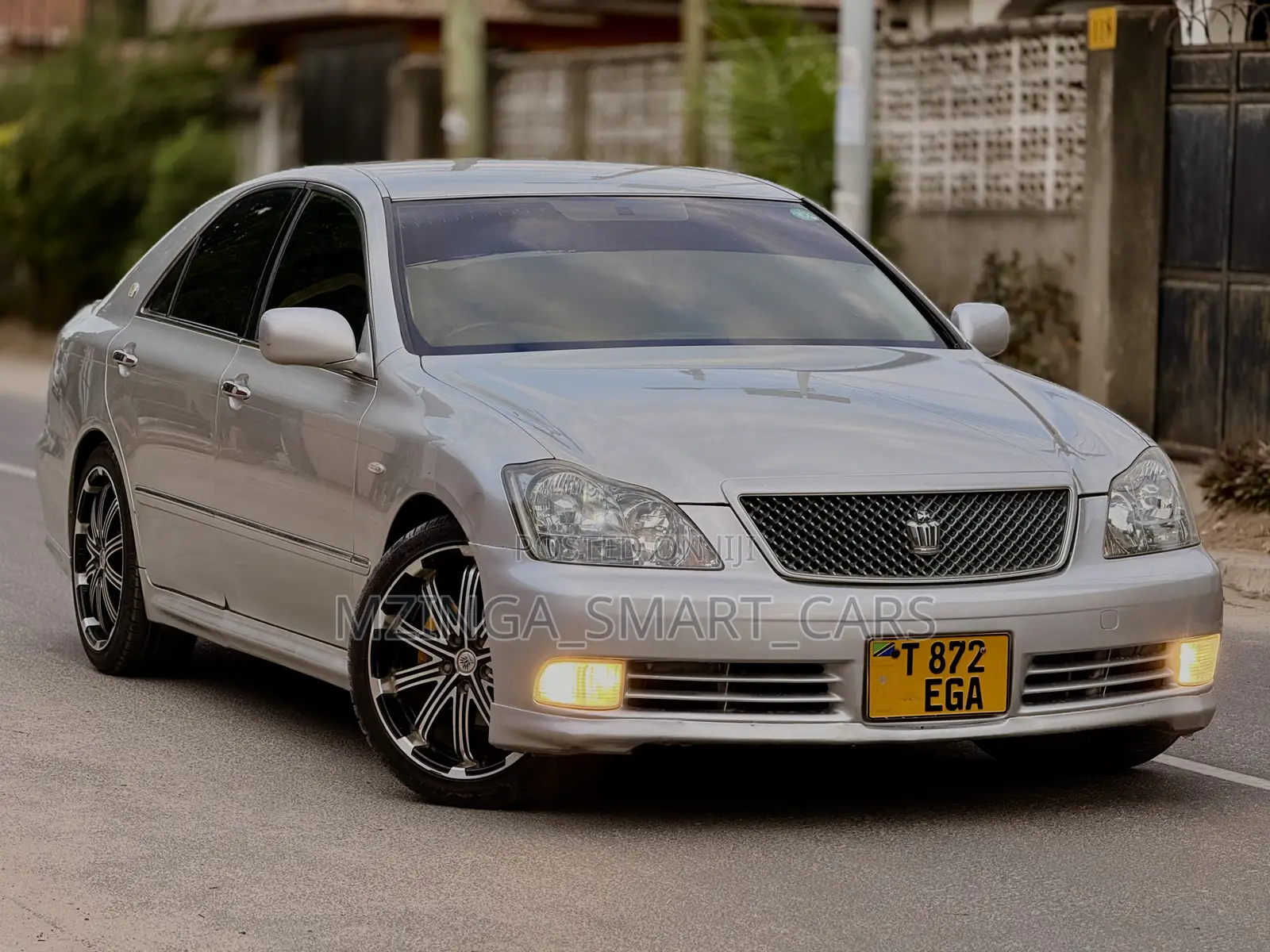 Toyota Crown Royale 2005 Silver