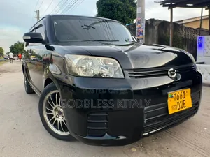 Toyota Corolla Rumion Hatchback 1.5 FWD 2007 Black
