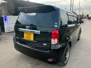 Toyota Corolla Rumion Hatchback 1.5 FWD 2007 Black