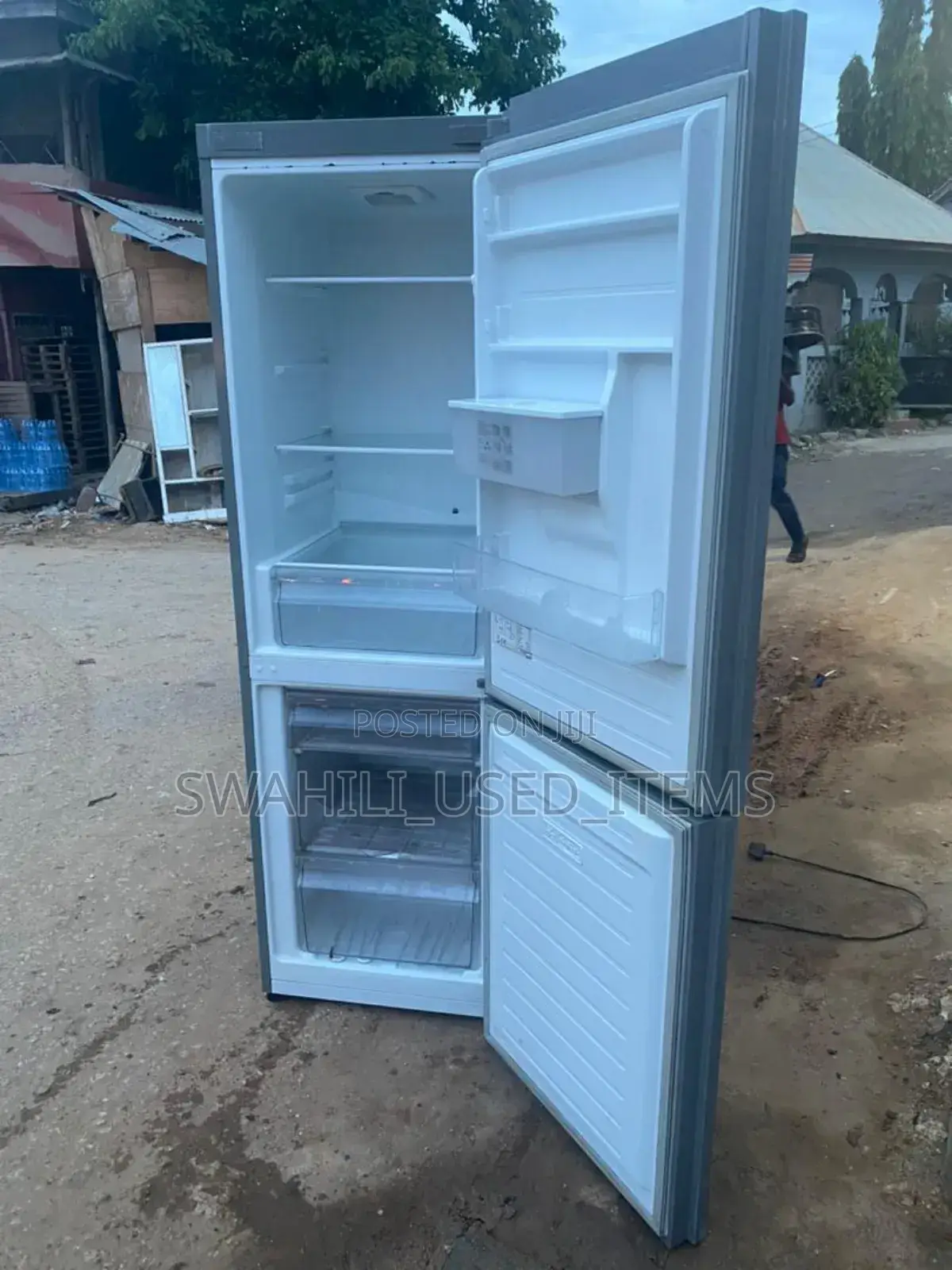 Hisense Fridge 324l Ina Water Dispenser
