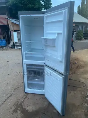 Hisense Fridge 324l Ina Water Dispenser