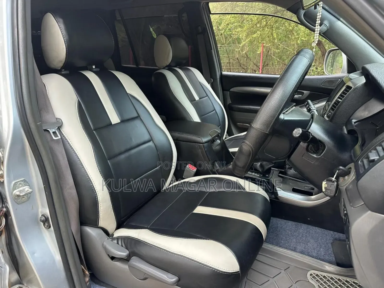 Toyota Land Cruiser Prado 2005 Silver