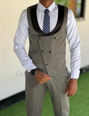 Half Suit Available Piga Sim Au Whatsapp