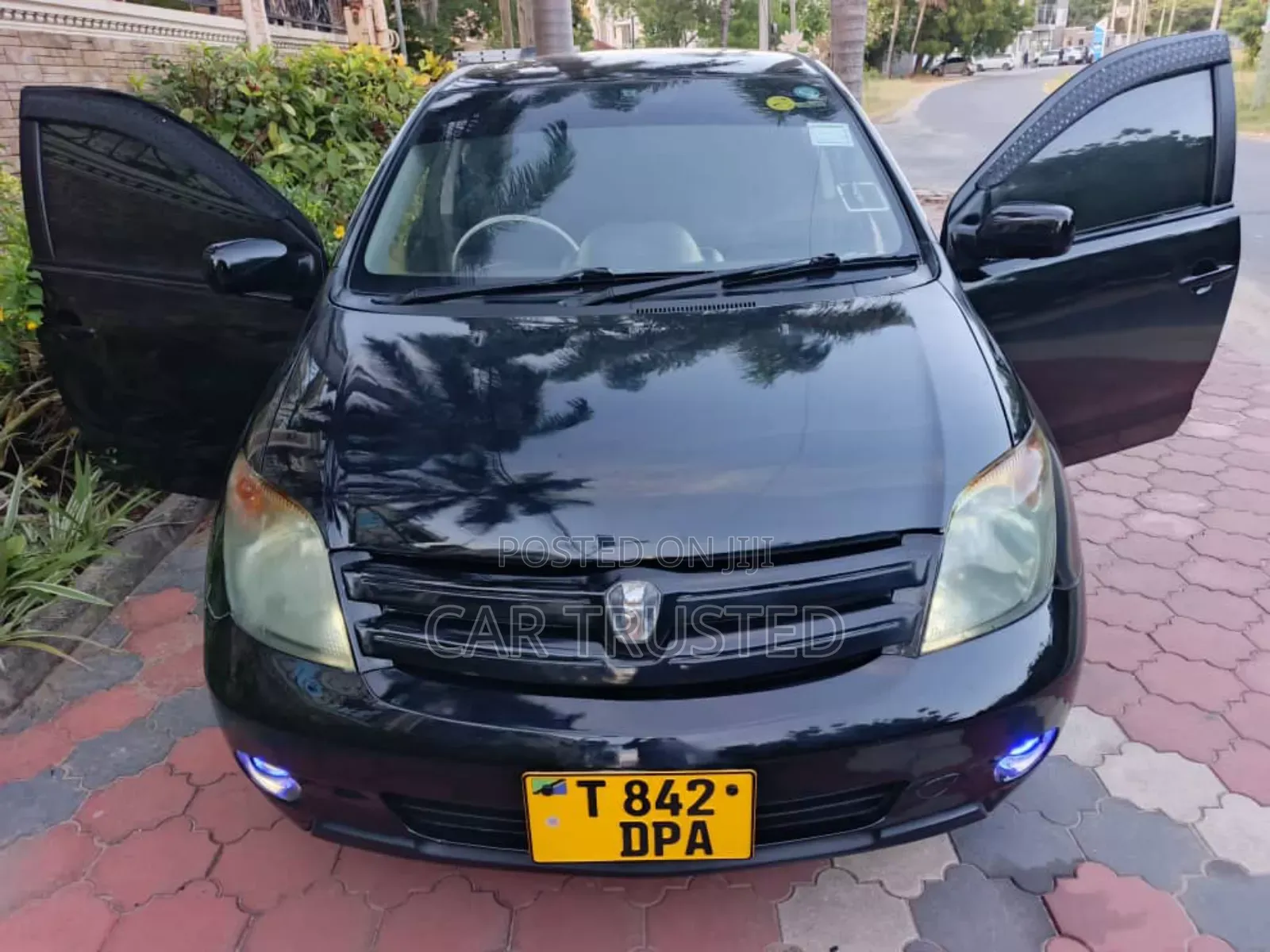 Toyota IST 2004 Black