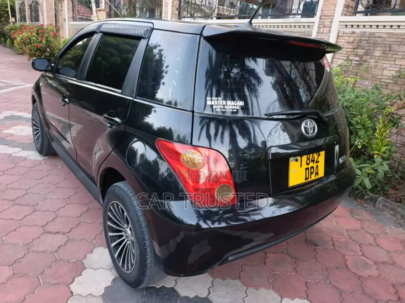 Toyota IST 2004 Black