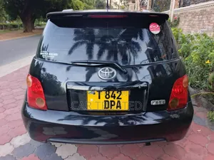 Toyota IST 2004 Black