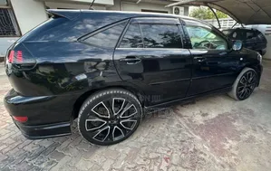 Toyota Harrier 3.0 V6 2005 Black