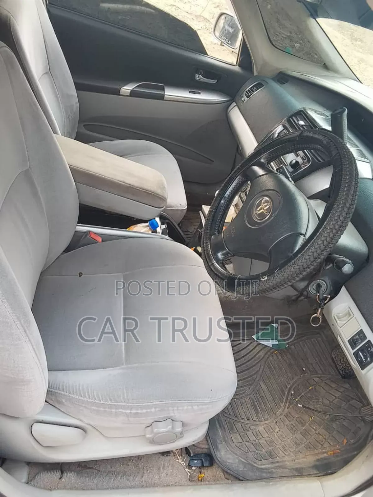 Toyota Porte 1.3 FWD 2004 Beige