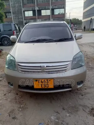 Toyota Raum 1.5 AWD 2005 Silver
