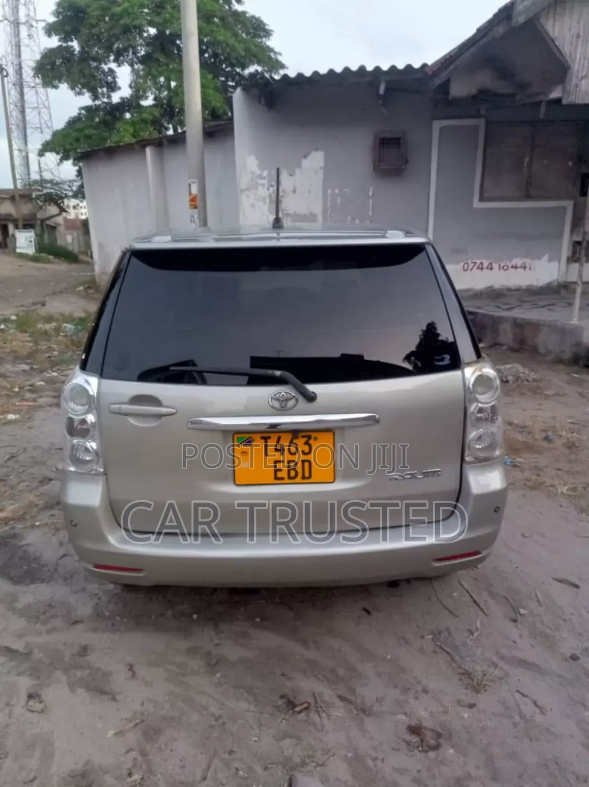 Toyota Raum 1.5 AWD 2005 Silver